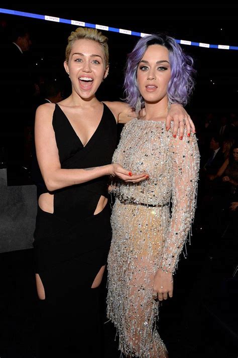 Miley Cyrus can't keep her hands off Katy Perry | Scrolller