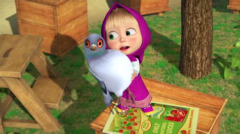 Watch Masha And The Bear Season 5 Episode 24 : Hum Panchi Ek Dal Ke - Watch Full Episode Online ...