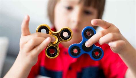Fidget Toys: What Are They and How Can They Help Children and Adults? | Lifespan