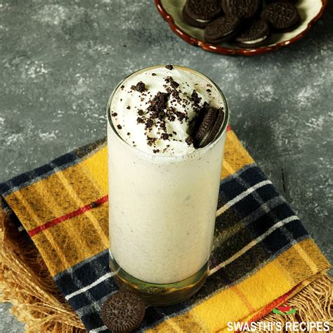 How to Make Oreo Milkshake (3 Flavors) - Swasthi's Recipes