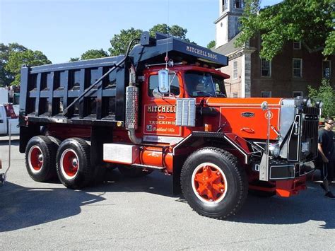 awesome Autocar dump truck, | Old pickup trucks, Dump trucks, Classic trucks