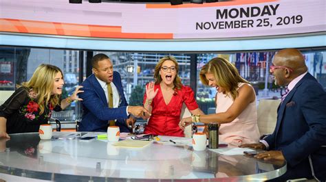 Hoda Kotb engaged: 'Today' show anchor reveals news on live TV