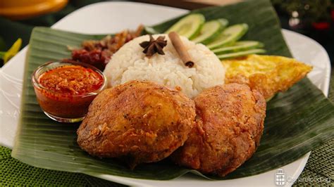 Nasi Lemak with Crispy Ayam Rendang - Share Food Singapore | Nasi lemak ...