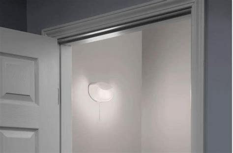 6 Best Motion Sensor Lights for Closets