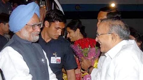 Manmohan Singh pays glowing tributes to Jaipal Reddy, says India lost a ...