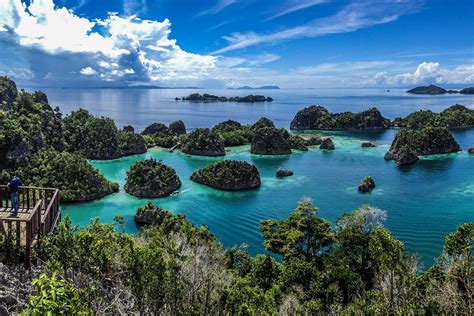 5 Places You Need to See in Raja Ampat | Papua Paradise