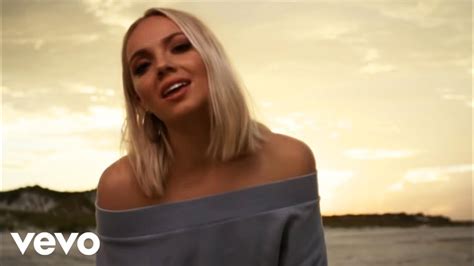 Danielle Bradbery - "Goodbye Summer" feat. Thomas Rhett (Official Music ...