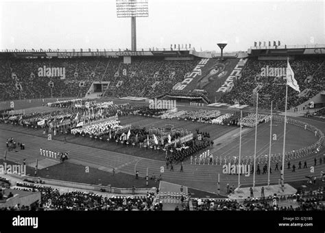 Moscow Olympic Games 1980 - Opening Ceremony - Olympic Stadium Stock Photo - Alamy