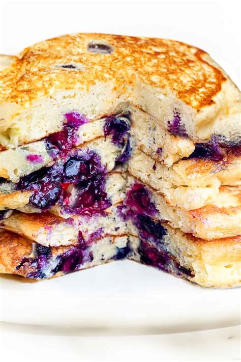 Blueberry Pancakes - Erren's Kitchen