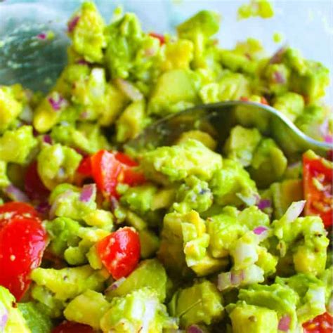 Chunky Guacamole dip - Clean Eating with kids