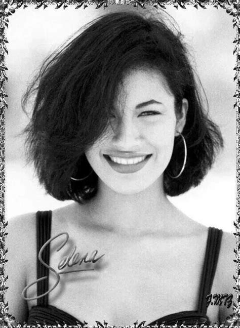 Selena Selena Quintanilla Perez, Tejano Music, Favorite Hairstyles, Celebs, Celebrities, Hair ...