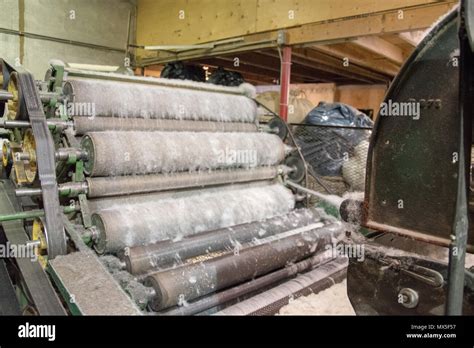 Wool carding hi-res stock photography and images - Alamy