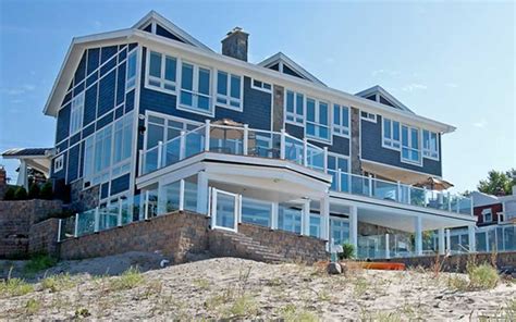 Spacious Lake Michigan Beach House - Berneche2 Architecture