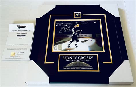 Sidney Crosby Penguins signed Framed Terrible Towel Waive 8x10 photo ...