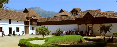 History of Padmanabhapuram Palace, the largest wooden palace in all of ...