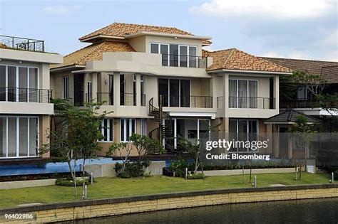 331 Sentosa Cove Stock Photos, High-Res Pictures, and Images - Getty Images