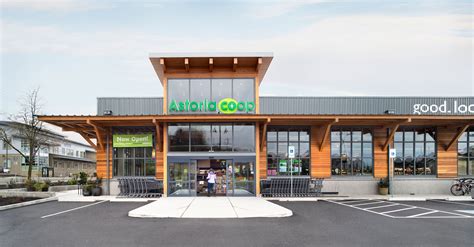 Astoria Co+op | Retail and Grocery Architecture on Oregon Coast —Scott Edwards Architecture