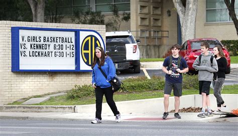 Alamo Heights student removed from campus had list of peers, adults he wanted to harm - San ...