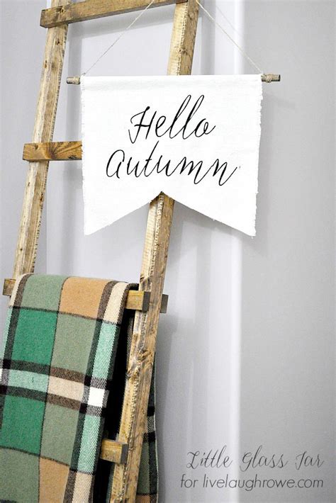 DIY Autumn Banner - Live Laugh Rowe