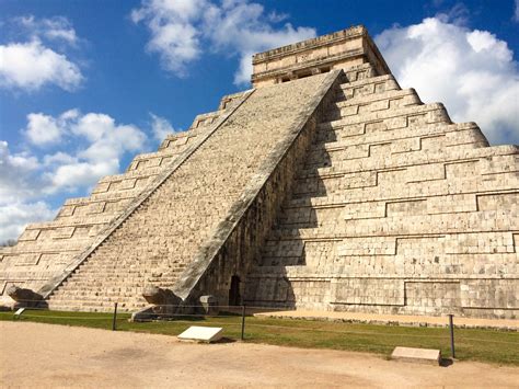 Exploring the Ruins of Chichen Itza – Brittany's Adventures | Maya ...