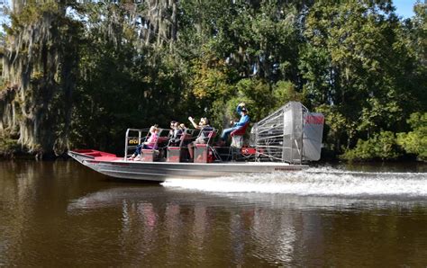 New Orleans Swamp Tours Near You | Alligator Tour | Airboat Adventures