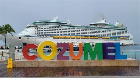First Cruise Ship Docks in Cozumel in Over a Year
