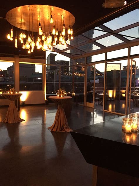 Corporate reception at aerial // downtown nashville meeting venue // downtown nashville rooftop ...