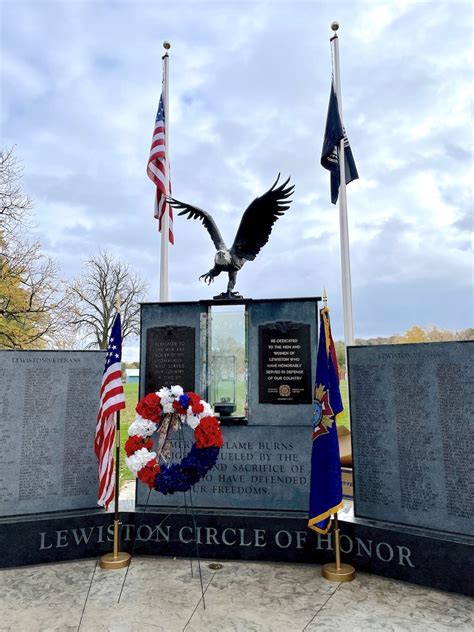 Veterans Day 2023: Veterans thanked at Lewiston's 'Circle of Honor'