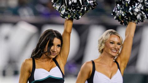 Who are the Philadelphia Eagles cheerleaders? | The US Sun