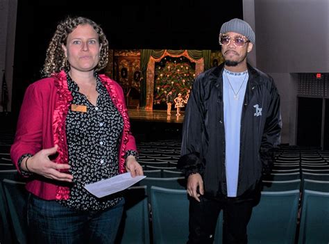 Oxnard Performing Arts Center slated for closure gets help from recording star.Paak – Ventura Breeze