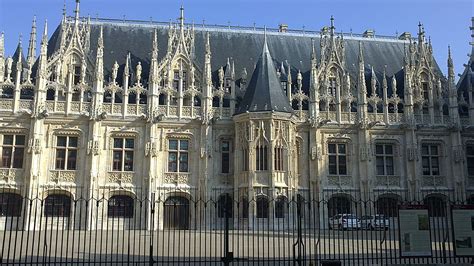 An Old Style in the Modern World: Gothic Revival Architecture