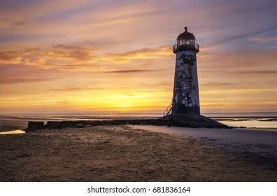 278 Point Ayr Lighthouse Images, Stock Photos, 3D objects, & Vectors | Shutterstock