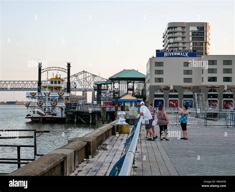 New Orleans Riverwalk Stock Photo - Alamy