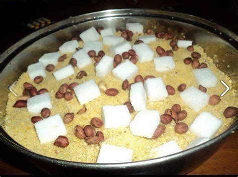 Garri with groundnuts - usually soaked in water