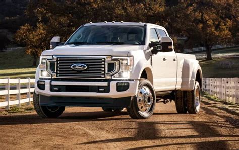 2021 Ford F-450 Super Duty | Hard-Working