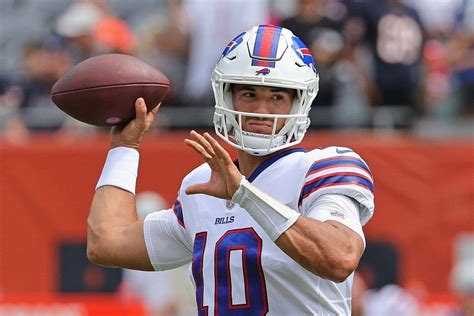 Bills’ Mitch Trubisky sharp in return vs. Bears; Justin Fields up and down - The Athletic