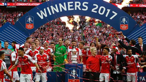 Aaron Ramsey winner downs 10-man Chelsea in FA Cup final - The Emirates FA Cup 2016-2017 ...