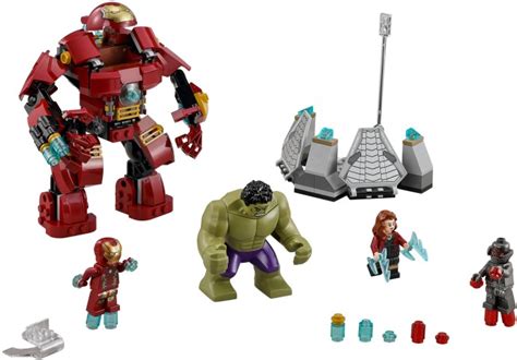 LEGO 76031 The Hulk Buster Smash | Brickset