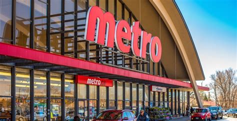 Quebec's Metro grocery stores to allow shoppers to use reusable containers | Dished