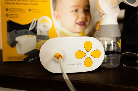 Medela Pump In Style with MaxFlow Technology Breast Pump Review: Pump it or Dump it ...