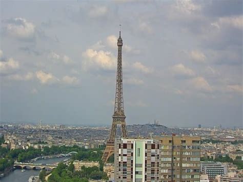 Webcam Eiffel Tower, Paris live - ExploreWebcams.com