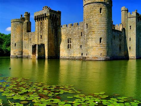 wallpaper Bodiam Castle, East Sussex, England HD : Widescreen : High ...