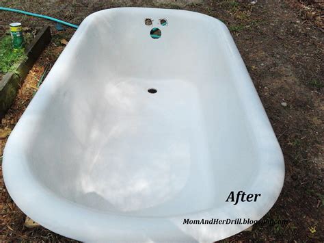 Refinishing the Porcelain Tub & Sinks: The bottle that fixed everything! | Mom and Her Drill