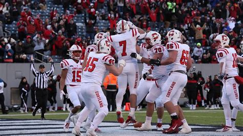 Cortland football advances to Division-III national championship with ...