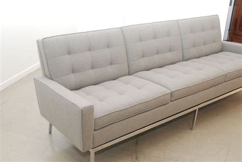 classic design: Before & After: Vintage Florence Knoll sofa