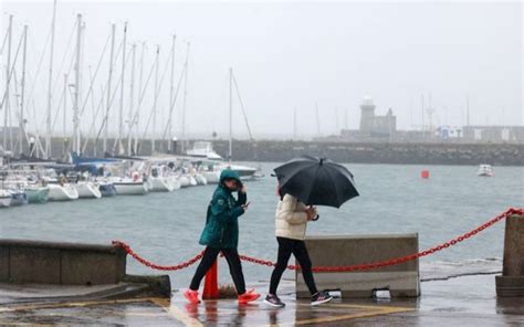 Ireland - several weather warnings ahead of Storm Ciarán