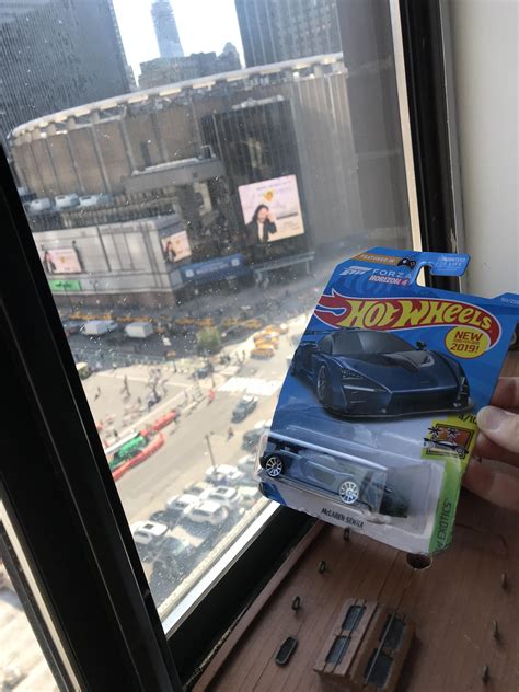 Got the new Mclaren Senna Hotwheels (plus a little view of Penn Station ...