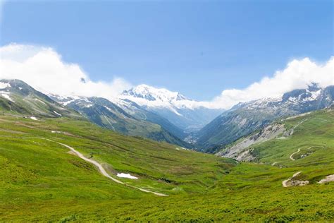 A Slice of Heaven, Two Weeks in the French Alps | The Café Sucre Farine