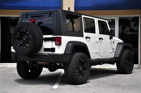 White Jeep Wrangler 4 Door #jeepwrangler | White jeep wrangler, 4 door jeep wrangler, White jeep