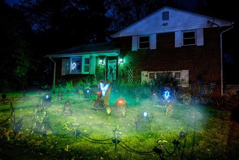 Halloween graveyard decorations Halloween Graveyard Decorations, Aquarium, Goldfish Bowl ...